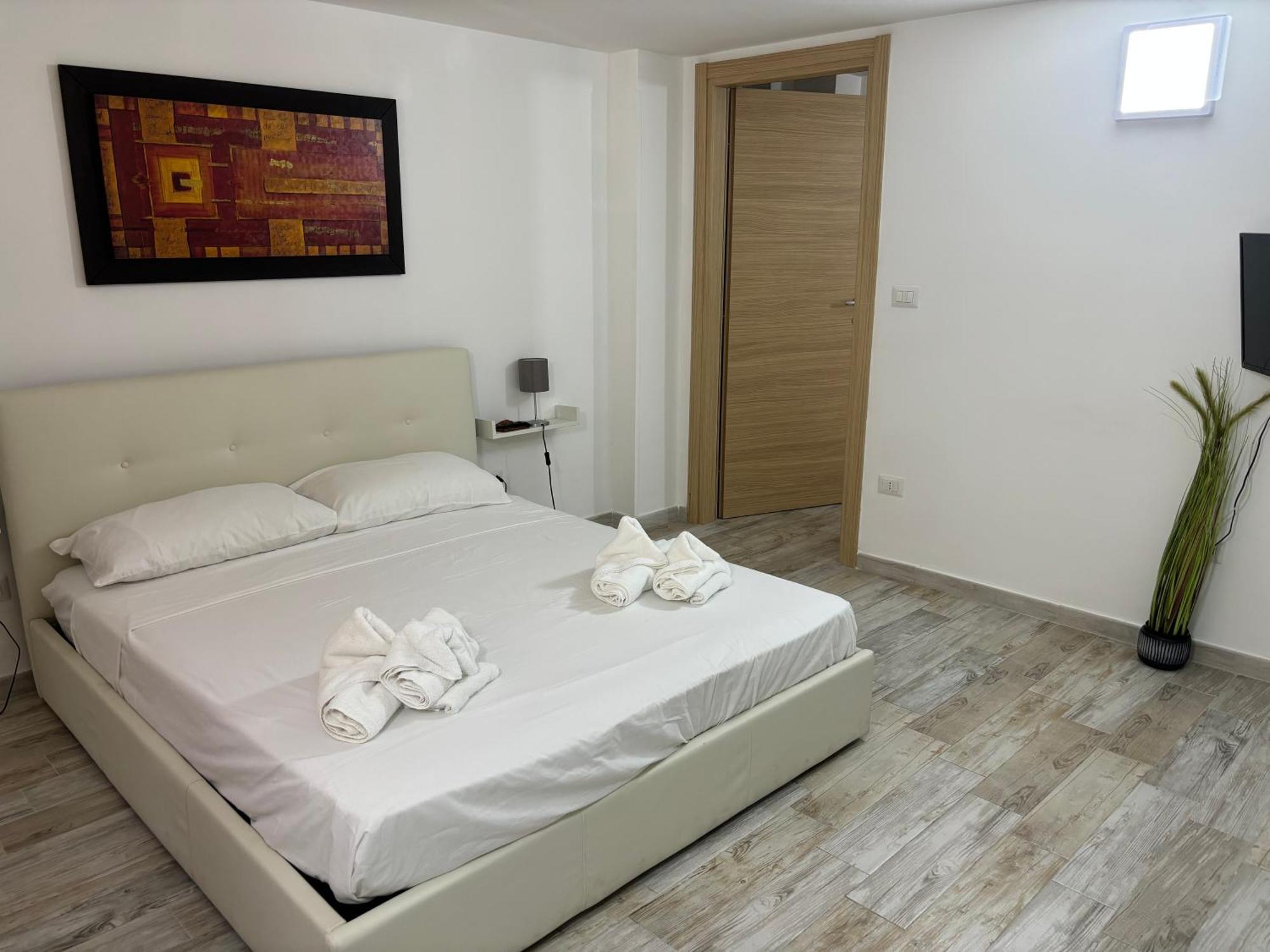 L'Arco Di Porta Lecce Apartment บรินดิซิ ภายนอก รูปภาพ
