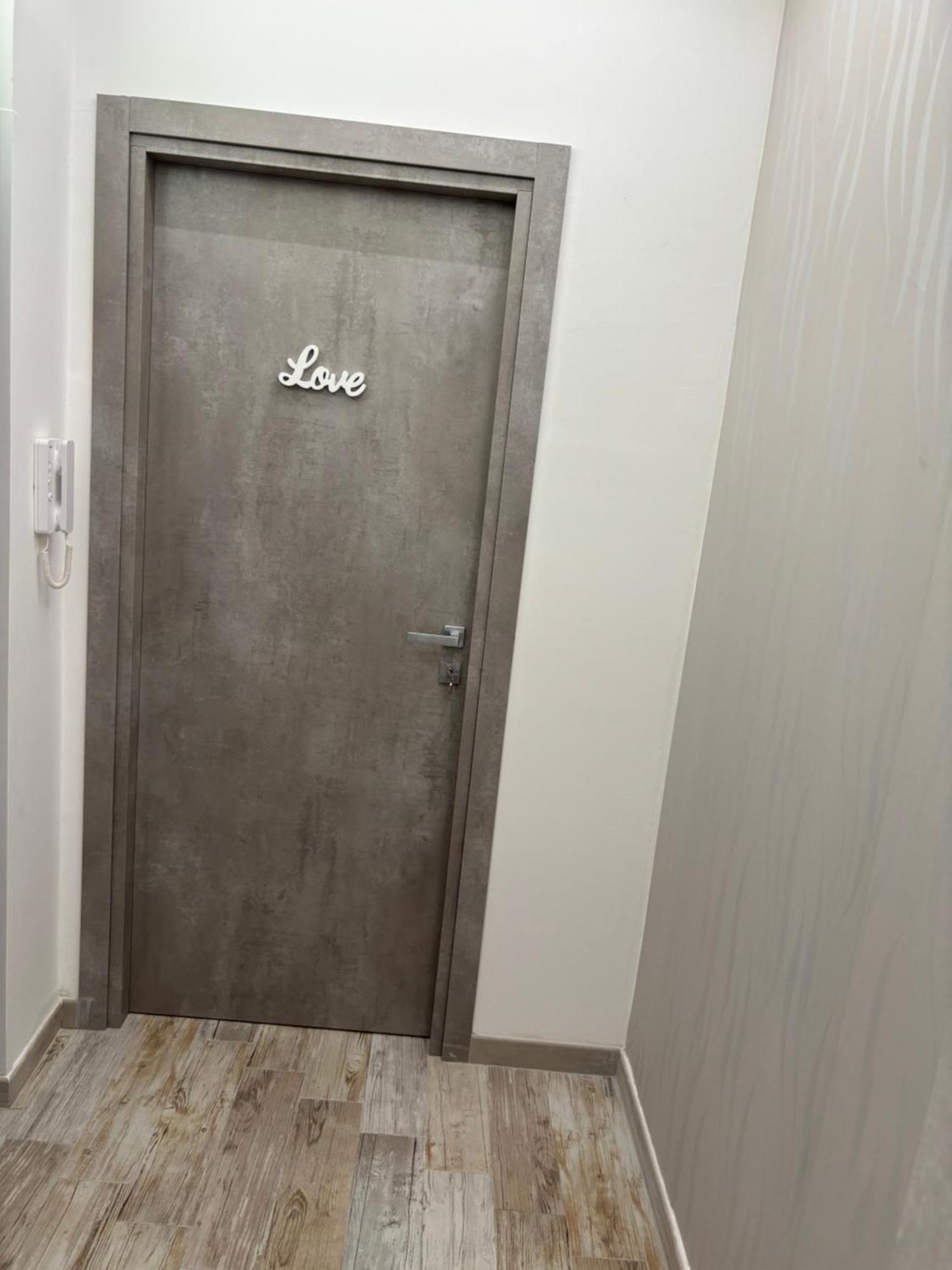 L'Arco Di Porta Lecce Apartment บรินดิซิ ภายนอก รูปภาพ