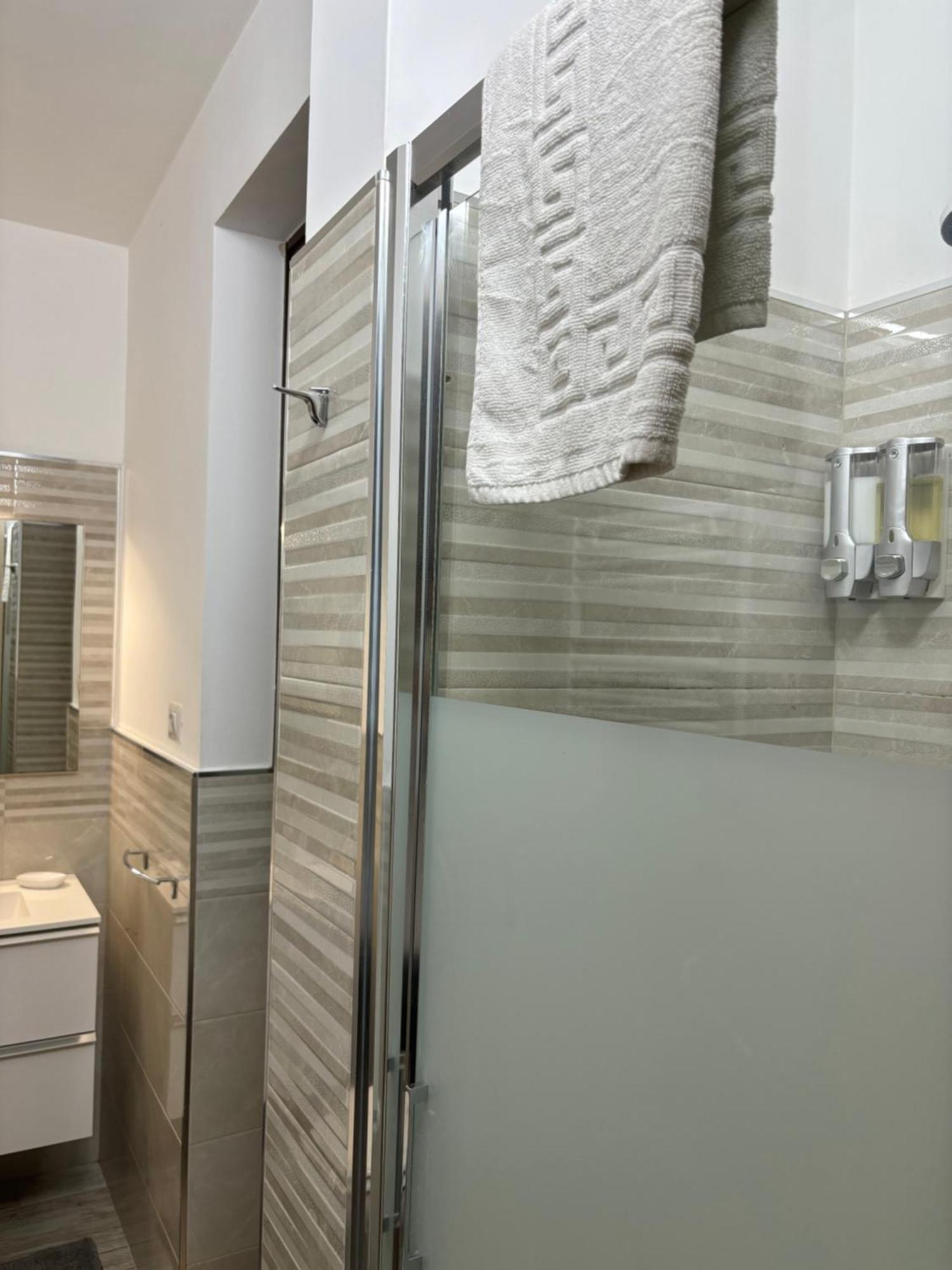 L'Arco Di Porta Lecce Apartment บรินดิซิ ภายนอก รูปภาพ