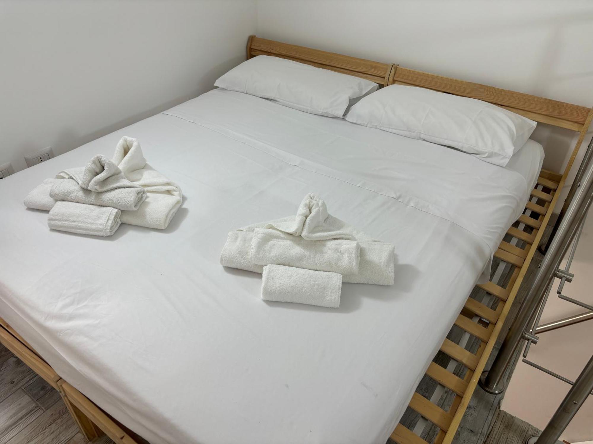 L'Arco Di Porta Lecce Apartment บรินดิซิ ภายนอก รูปภาพ